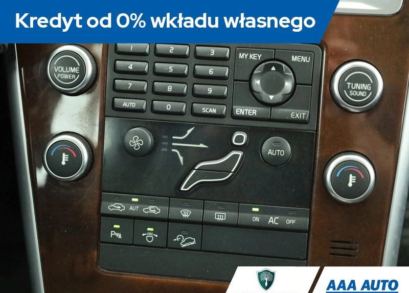 Volvo XC 60 cena 37000 przebieg: 246153, rok produkcji 2009 z Miasteczko Śląskie małe 232